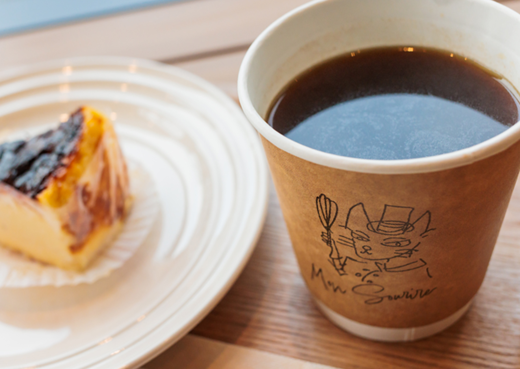 パティスリー ＋カフェ　モンスリール（公式）ケーキ・焼き菓子・カフェ
